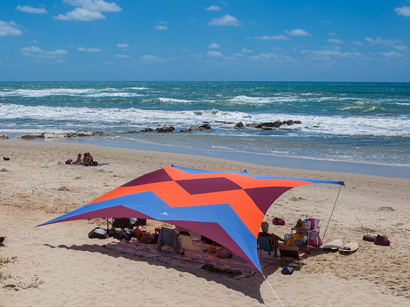 Impressive 4 – Kanta Massive — ציליית חוף 4.5×4.5 מ׳